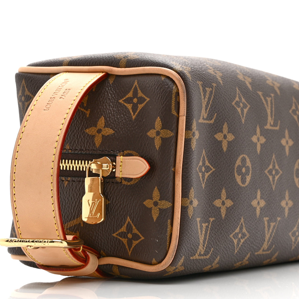Clutch lv makeup bag